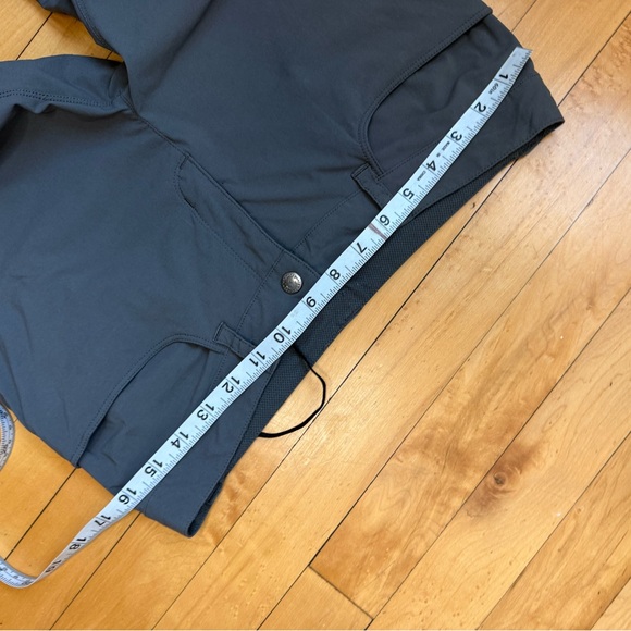 Patagonia Women’s Size 8/S Gray Hiking Cargo Pants Roll Tab Outdoor Trail - Picture 13 of 17